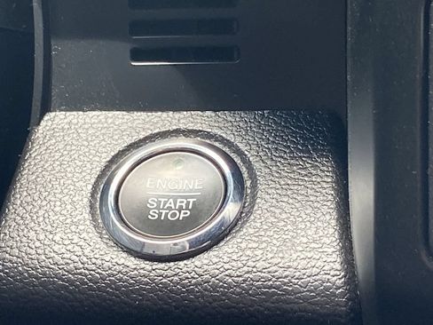 Used 2021 Ford Expedition XL AWD/4WD image 12