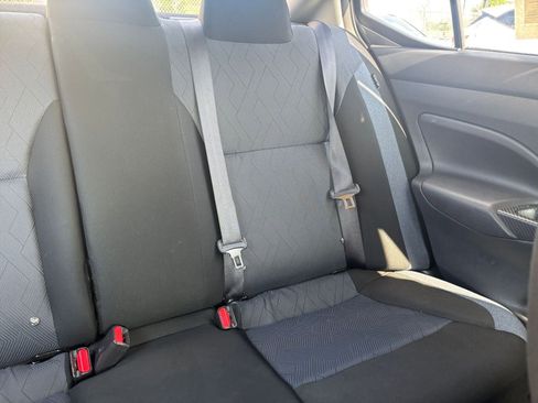 Used 2025 Nissan Versa SV FWD image 35