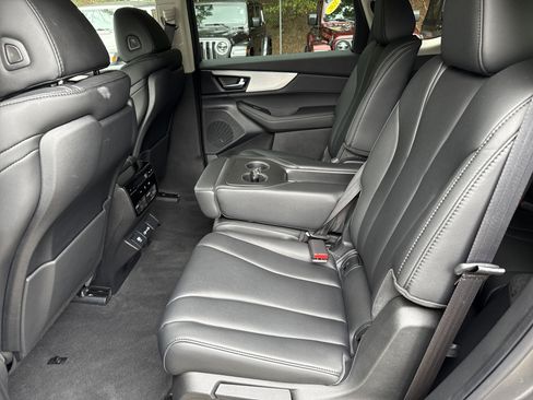 Used 2024 Acura MDX FWD image 21