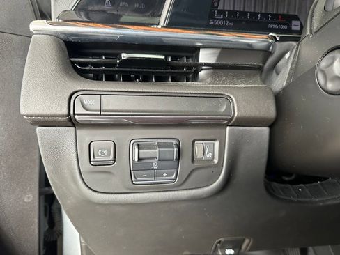Certified 2023 Cadillac Escalade Premium Luxury w/ Performance Package RWD image 17