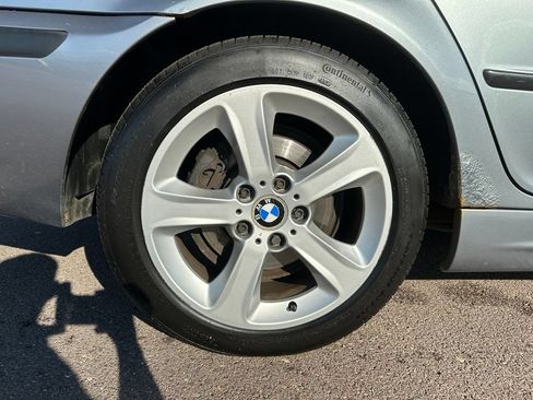 Used 2005 BMW 325xi Sedan AWD/4WD image 36