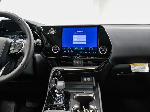Used 2025 Lexus NX 350 AWD w/ Premium Package image 13