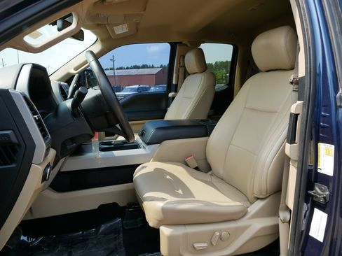 Certified 2019 Ford F250 Lariat RWD image 18