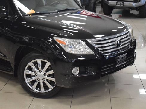 Used 2008 Lexus LX 570 4WD image 3