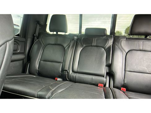 Used 2019 RAM 1500 Limited image 9