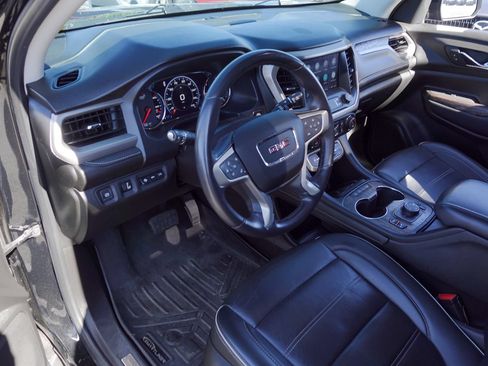 Used 2021 GMC Acadia Denali w/ Denali Ultimate Package AWD/4WD image 9