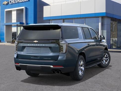 New 2026 Chevrolet Suburban Premier image 4