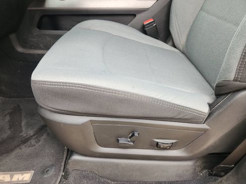 Used 2019 RAM 3500 Big Horn AWD/4WD image 31