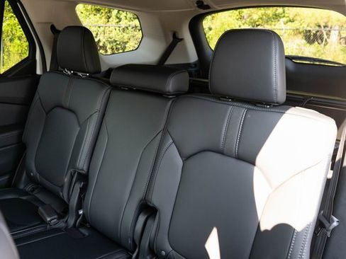 New 2025 Honda Pilot EX-L image 18