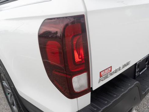 Used 2022 Honda Ridgeline RTL-E image 18