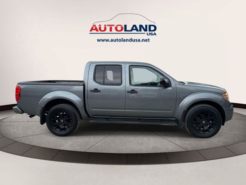Used 2018 Nissan Frontier SV w/ Value Truck Package AWD/4WD image 3