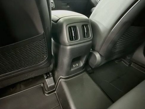 Used 2025 Hyundai Tucson SEL AWD/4WD image 37
