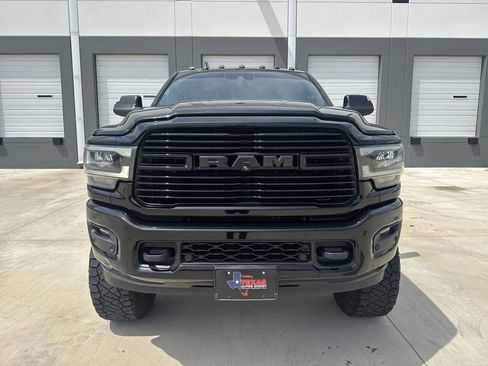 Used 2020 RAM 2500 Laramie w/ Night Edition AWD/4WD image 2