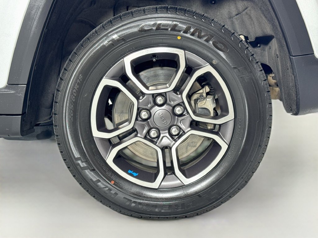 Used 2023 Jeep Grand Cherokee Trailhawk w/ Advanced Protech Group II AWD/4WD image 14