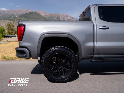 Used 2020 GMC Sierra 1500 AT4 image 12
