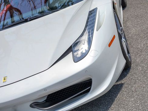 Used 2012 Ferrari 458 Spider RWD image 21