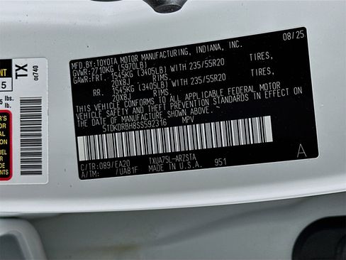 Certified 2025 Toyota Highlander XSE image 35