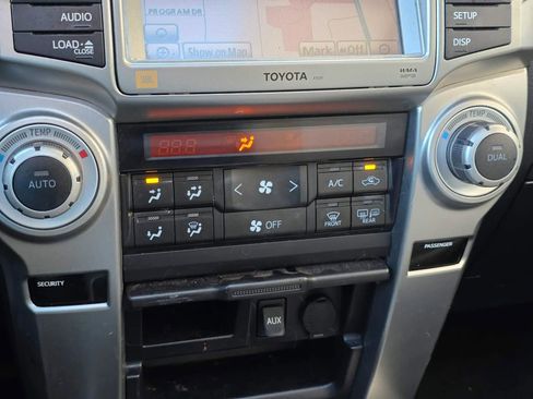 Used 2010 Toyota 4Runner Limited image 26