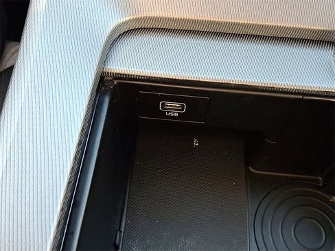 Used 2022 Hyundai Palisade SE image 24