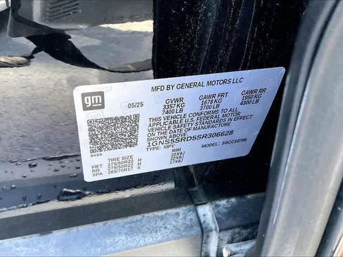 Used 2025 Chevrolet Tahoe Premier RWD image 31