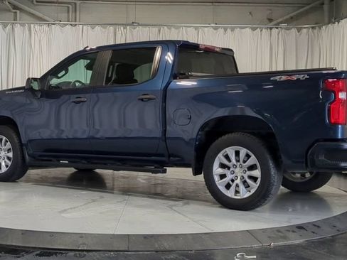 Used 2021 Chevrolet Silverado 1500 Custom w/ Safety Confidence Package AWD/4WD image 8