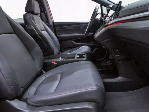 Used 2024 Honda Odyssey Sport image 15
