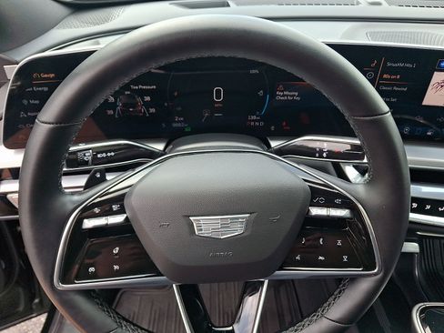 Certified 2024 Cadillac Lyriq Luxury RWD image 15