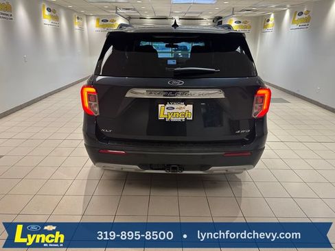 Used 2024 Ford Explorer XLT w/ Equipment Group 202A AWD/4WD image 27