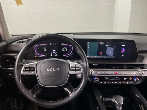 Used 2023 Kia Telluride LX FWD image 8