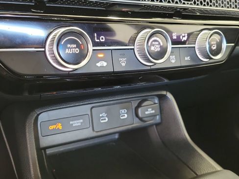 Used 2025 Honda Civic LX image 27