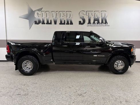 Used 2022 RAM 3500 Limited AWD/4WD image 31