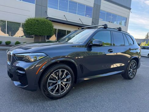Used 2022 BMW X5 xDrive45e w/ M Sport Package AWD/4WD image 5