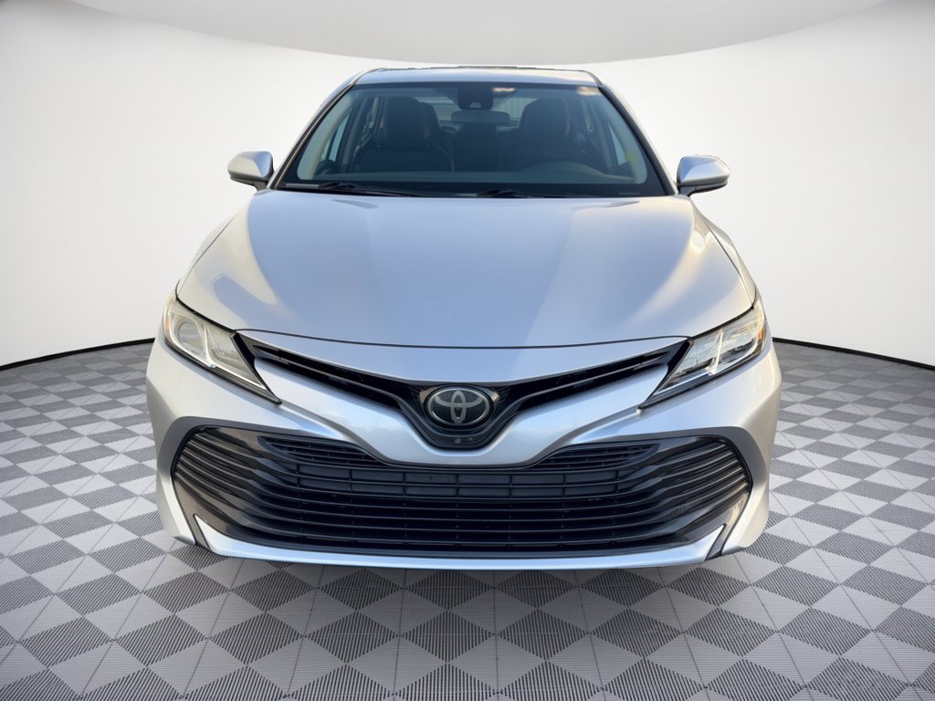 Used 2019 Toyota Camry LE FWD image 6