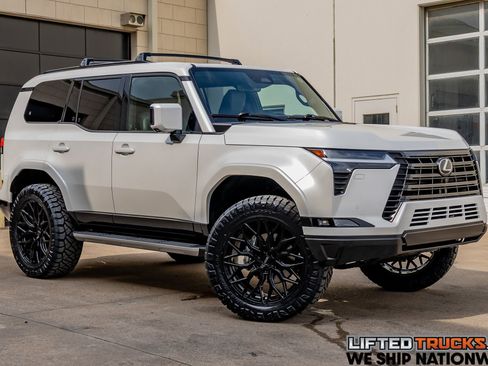 Used 2026 Lexus GX 550 w/ Accessory Package (2T) image 1