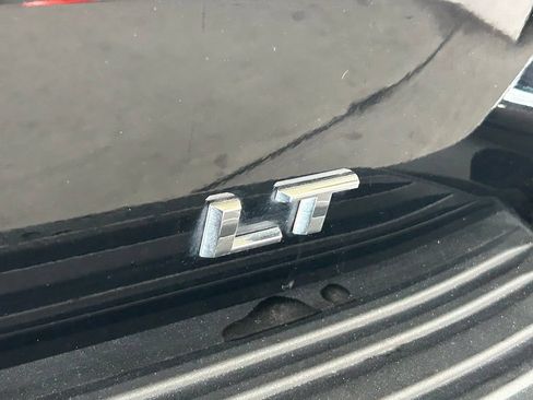 Used 2024 Chevrolet Suburban LT AWD/4WD image 43