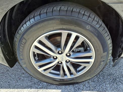 Used 2020 INFINITI QX60 Luxe w/ Essential Package image 9