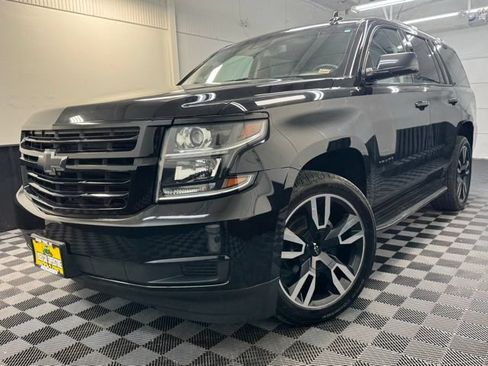 Used 2019 Chevrolet Tahoe LT w/ RST Edition AWD/4WD image 3