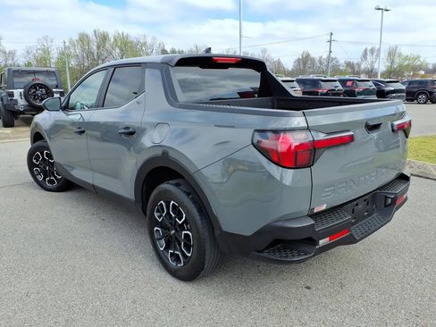 Used 2024 Hyundai Santa Cruz SE FWD image 16