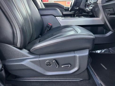 Used 2022 Ford F250 Platinum w/ FX4 Off-Road Package image 36