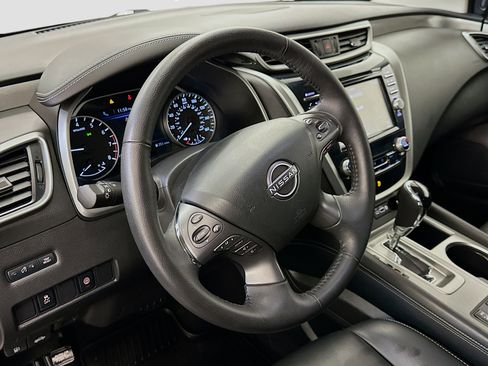 Used 2024 Nissan Murano SV w/ SV Midnight Edition Package image 18