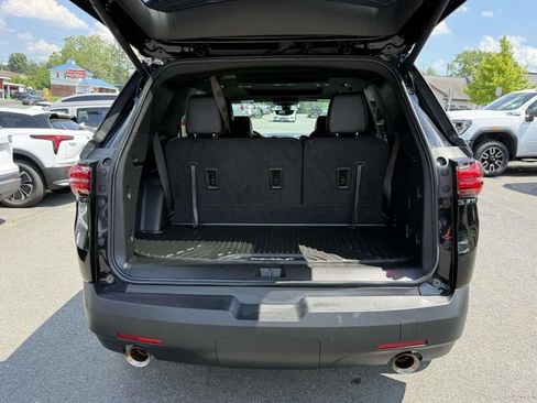 Certified 2023 Chevrolet Traverse RS AWD/4WD image 14