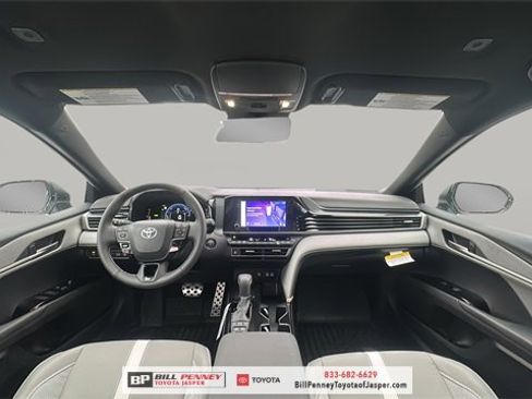 New 2026 Toyota Camry SE image 10