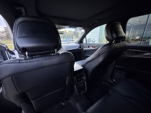 Used 2020 Lincoln Nautilus Reserve w/ Equipment Group 201A image 16