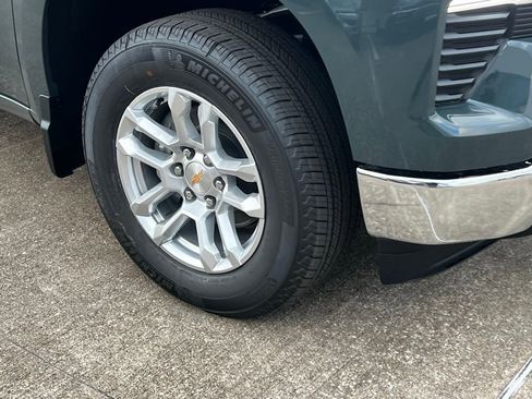 New 2026 Chevrolet Silverado 1500 LT image 8