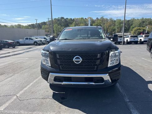 Used 2020 Nissan Titan SV w/ SV Convenience Package image 22