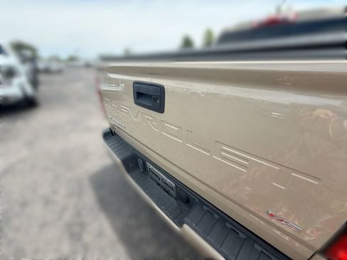 Used 2022 Chevrolet Colorado Z71 AWD/4WD image 38