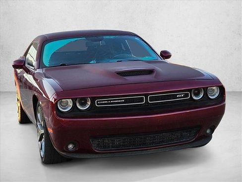 Used 2020 Dodge Challenger GT image 3