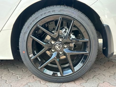 New 2026 Honda Civic Sport image 18