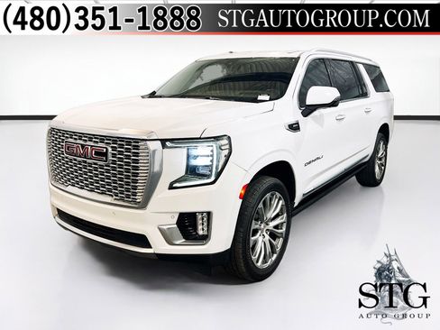Used 2022 GMC Yukon XL Denali w/ Denali Premium Package AWD/4WD image 1