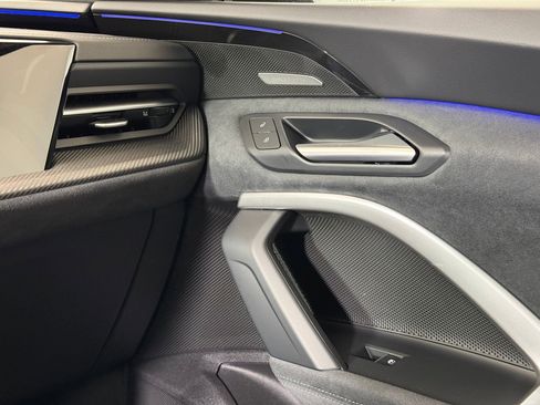 New 2025 Audi SQ5 Premium Plus image 24